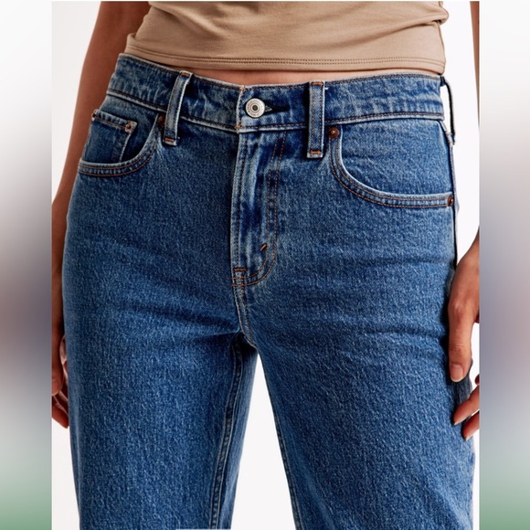 Abercrombie The ‘90s Straight Mid Rise - Picture 3 of 14